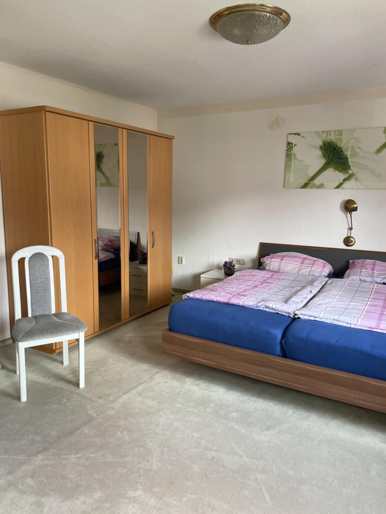 Entire House, Quiet City Location, Garden, Parking ビーレフェルト エクステリア 写真